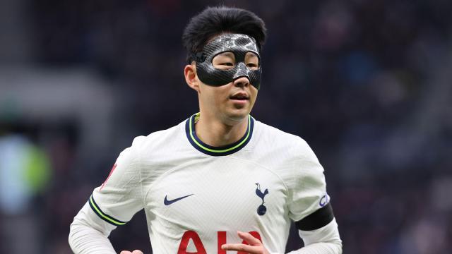 1675637580600093807.jpg Son-spurs.jpg
